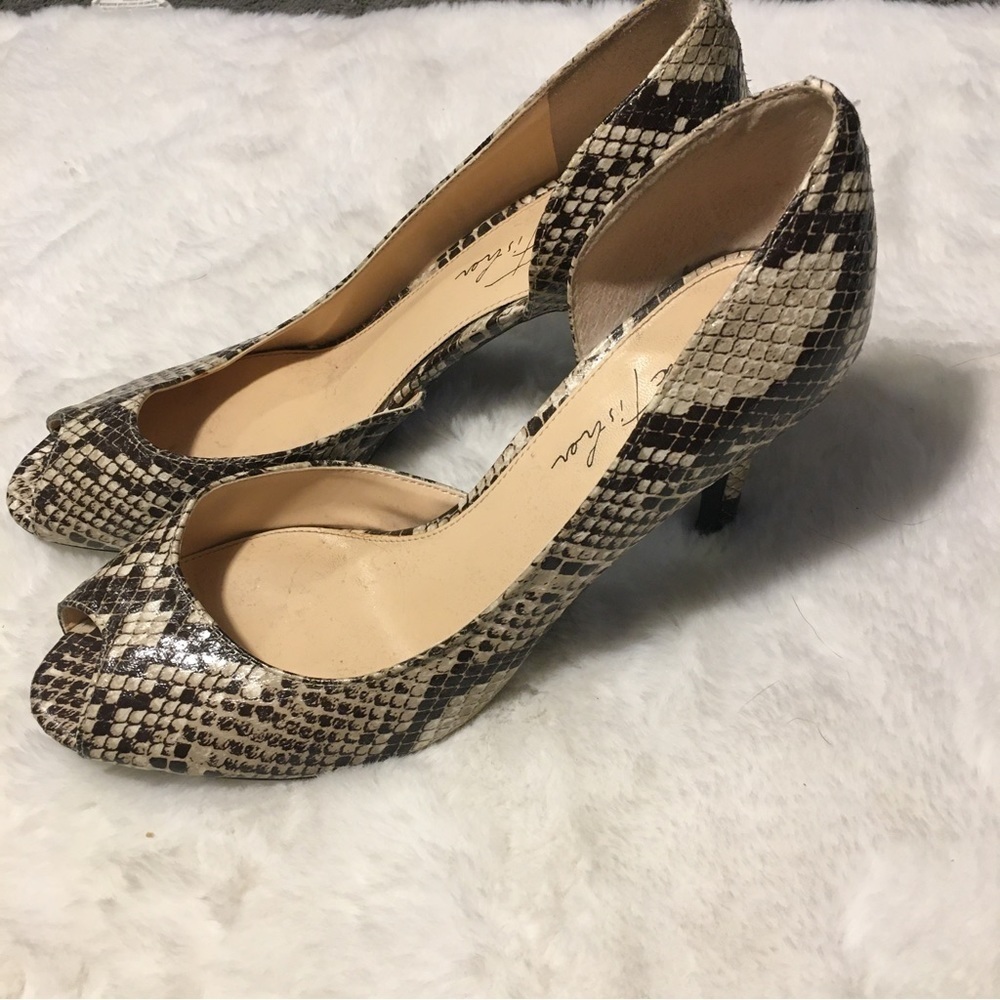 Marc Fisher Shoes Snakeskin Size 8M SB-100
